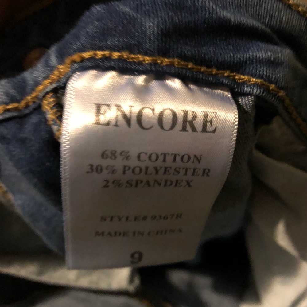 Jeans - Picture 2 of 2